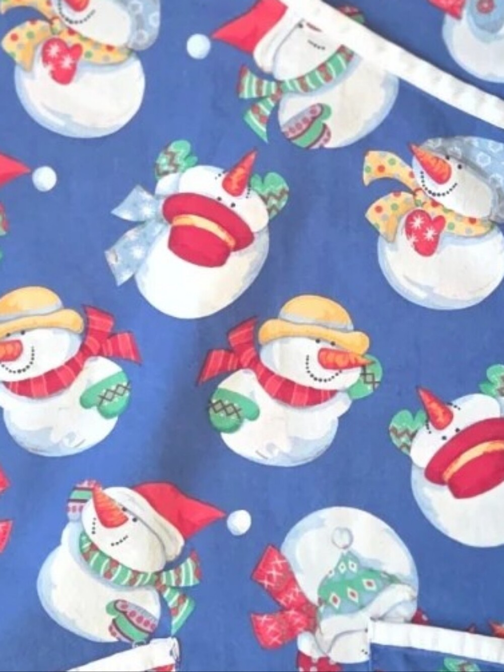 Snowmen Scrub Set - Picture 2 of 2